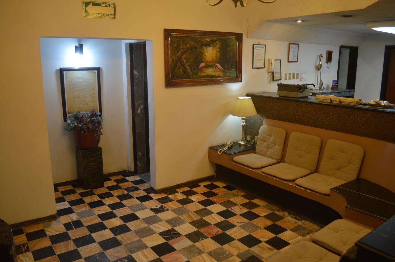Hotel Flamingo Kristal Irapuato Esterno foto